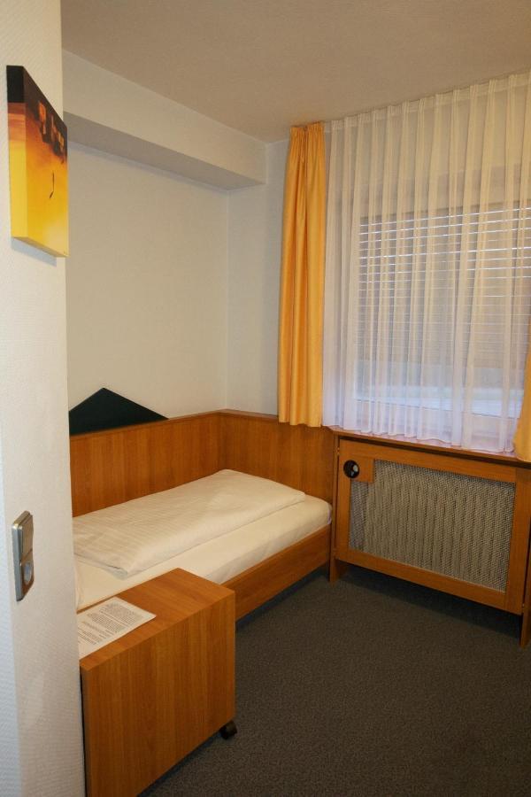לודוויגסהאפן אם ריין Svg Hotel Diversi מראה חיצוני תמונה