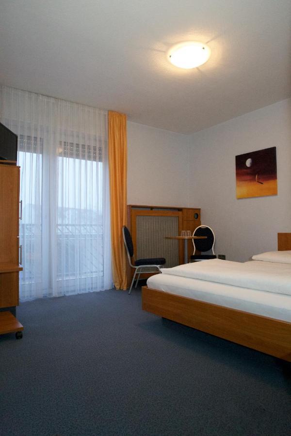 לודוויגסהאפן אם ריין Svg Hotel Diversi מראה חיצוני תמונה